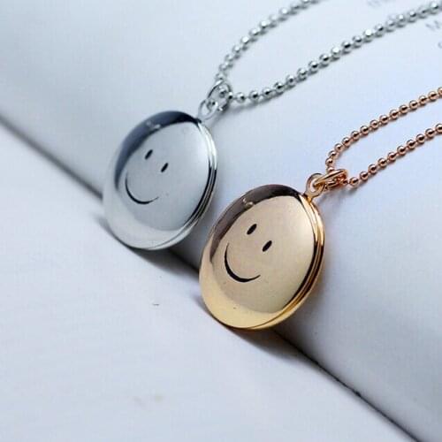 Zavorohin 2020 New Arrival Happy Fun Smiling Face Round Photo Frame Charms Locket Pendants Necklaces Jewellery