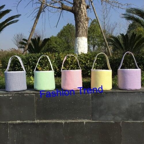 100pcs/lot Wholesale 2019 Most Popular Easter Decoration New Arrival Seersucker Plaid Easter Buckets Easter Tote Baskets