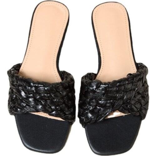 2021 Spring Brand Slippers New Lafite Grass Woven Pink Braid Fold Flat Mules Shoes Flip Flops Party Sandals For Women Wedding