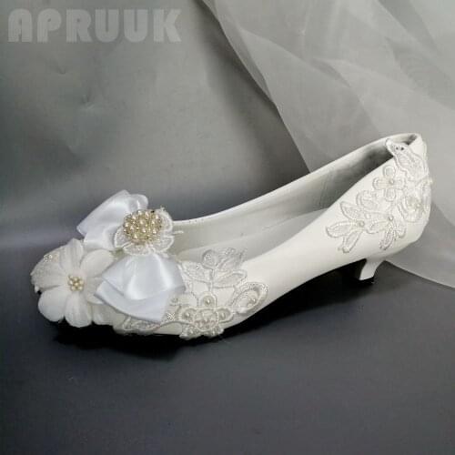 3CM tiny small heel white lace flower pearls bridal wedding shoes bride handmade elegant ladies proms white dress pumps shoe