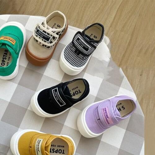 Girls' Kindergarten Indoor Shoes Autumn 2021 New Childrens Velcro Simple Loafers Soft Soled Boys' Casual Shoes 1-3 -6 Years Old