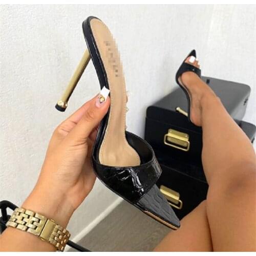 2021 Women slippers Snake Print Strappy Mule high heels Slippers Sandals flip flops Pointed toe Slides Party shoes Woman