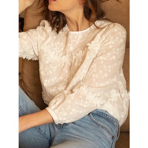 Embroidery Flower Blouses Women Patchwork Cotton Round Neck Loose Lantern Sleeve Three-Dimensional Elegant Shirts Tops Retro