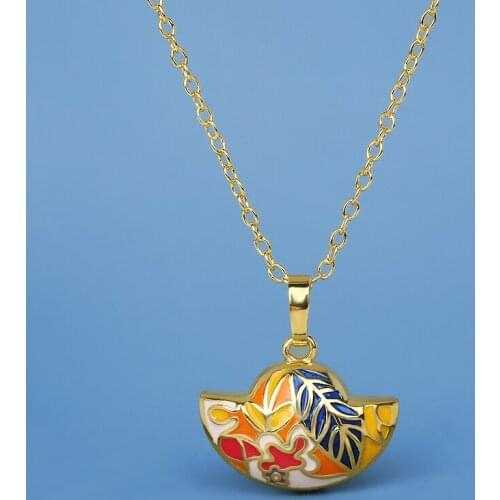 Exquisite 18k Gold Womens Necklace Colorful Enamel Leaf Shape Necklace Ethnic Style Jewelry Handmade Enamel Sweater Chain