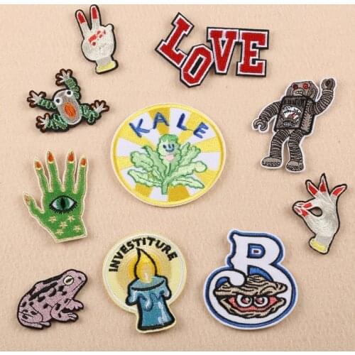 50pcs/lot Embroidery Patches Letters Cute Animals Frog Clothing Decoration Accessories Palm Diy Iron Heat Transfer Applique