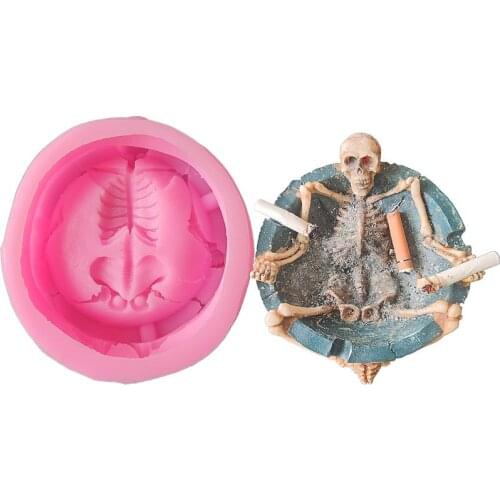 Yoga Skeleton Man Silicone Ashtray Mold for Handmade Desktop Decoration Gypsum Resin Pen Holder Flower Pot Candy Silicone Mould