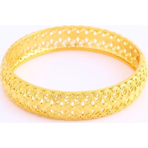 Factory Direct Fashion Womens Bangles Copper Material Hollow Simple Gold Bracelet Elegant Jewelry Gift