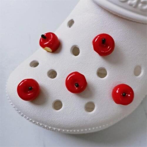 Cute Crocs Shoes Accessories 2021 New Arrivals Charms for Crocs DIY Lovely Girls Garden Shoe Buckle Quality Croc Charms Designer