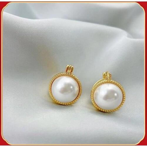 Premium earrings double large pearl studs simple ear buckle French retro Hepburn temperament eardresses women