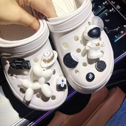 Lovely Croc Charms Designer Fashion Shoe Charms for Crocs Balloon Dog Astronaut Croc JIBZ Bundle Shoe Accessories for Gifts