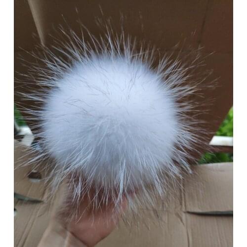 White Fur Balls For Knitted Hats Scarves 15cm Real Raccoon Fur Pom Pom For Beanies Caps Bags Key Chain Clothing Fur Accessories