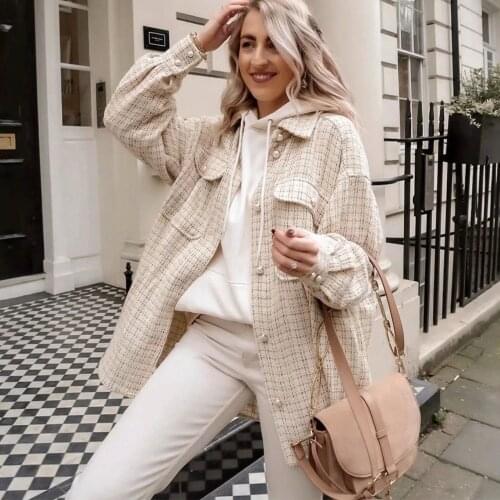 Pop Fall Winter Women Jacket Pearl buttons Warm Tweed Women Coat Oversized Chic Vogue High Street Female Outfits Tops