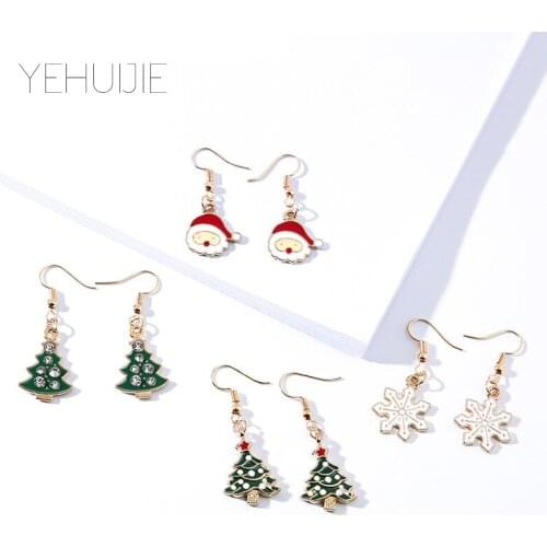 Hot Cute Animal Keychains Cartoon Stud Earrings Girl Fruit Elk Christmas Gift Child Piercing Ice Earrings New Fashion Jewelry