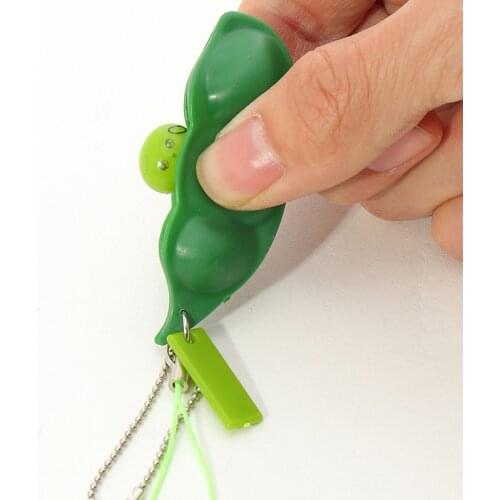 Cute Simulation Green Pea Keychains Girl Funny Squeezable Bean Key Chains for Women Reduce Pressure Keychain Kid Pendant Jewelry