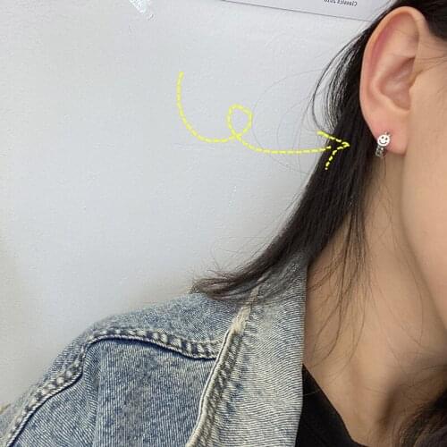 925 Sterling Silver Face Earrings for Female with Ins Cold Style Fashion Ear Stud Simple Small Ear Clip Ornament for Female