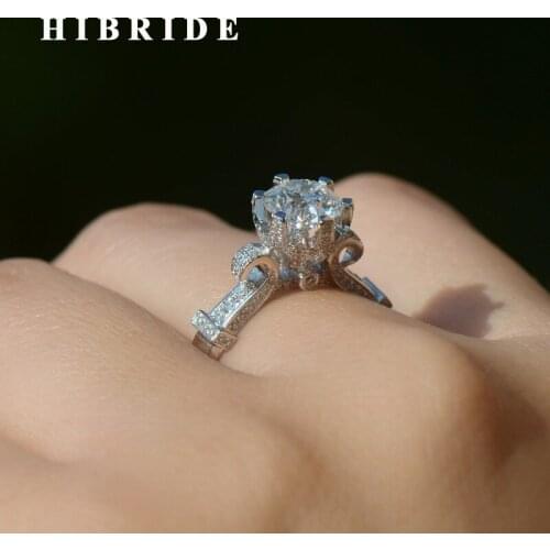 HIBRIDE Clear Crystal CZ Stone Women Wedding Ring White Gold-Color Prong Setting Engagement Rings Female Jewelry R-176