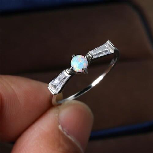Dainty Female White Round Opal Ring Vintage 925 Sterling Silver Wedding Ring Fashion Luxury Zircon Engagement Rings For Women