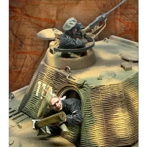 1/35 Tank Crew ( For Panther Tank ), 2 people, Resin Model Soldier GK, WWII military theme, Unassembled and unpainted kit