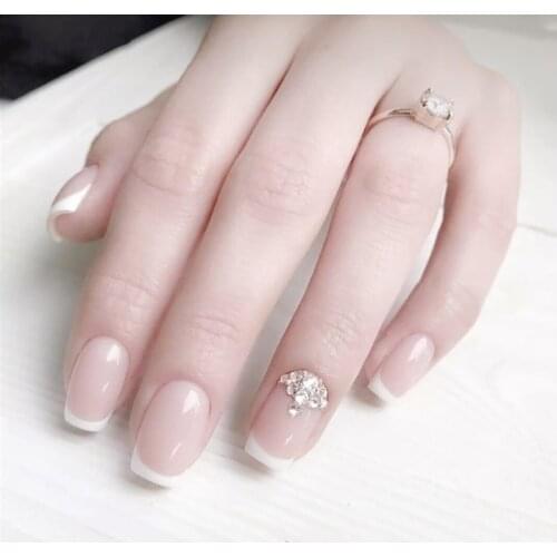 Girls Summer Simple Fashion False Nails Full Cover Artificial Nail Art Tips With Glue Women Shining Rhinestone Beauty Fake Nail