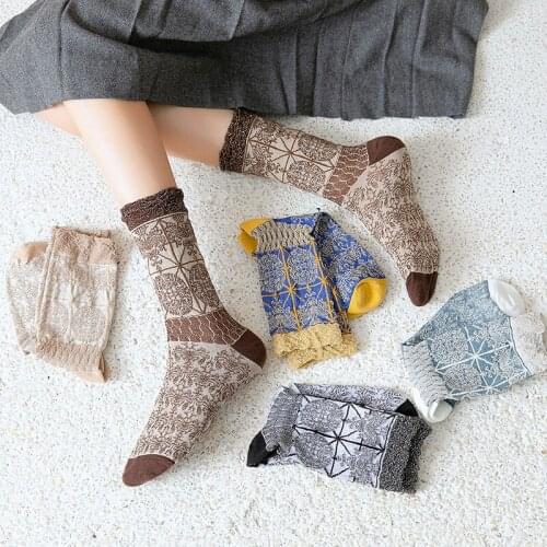 2020 Autumn Vintage Harajuku Creative Gold Silk Court Style Lady Middle Stockings 2/5 Pairs / Pack