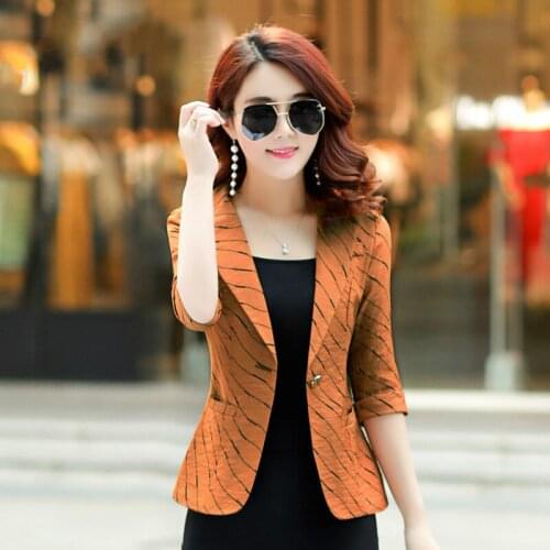 2020 summer new fashion striped female blazer Casual striped slim half sleeve jacket Fashion striped short thin suit