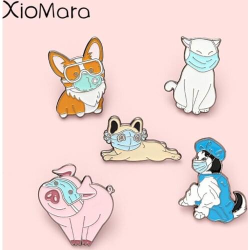 Animals Wearing Masks Enamel Pins Cat Dog Pig Clothes Brooches Lapel Badges Jewelry Wholesale Cartoon Bag Pins Gift for Friends
