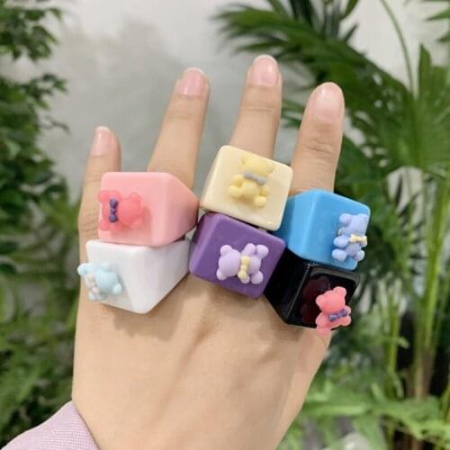 Korea Fashion Cute Solid Adorable Cartoon Spin Bear Chunky Clear Resin Acrylic Square Rings For Women Girls Jewelry Party Gifts