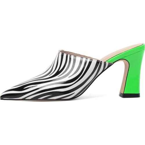 2021 New Summer Fashion pointed toe Chunky toe Transparent Slipper Sexy Leopard grain Stripe Online Celebrity Womens shoes 43