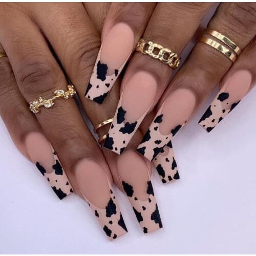 24Pcs Cloud Smiley Ballerina False Nails Press on Fingernail Art Wearable Acrylic Full Cover Fake Nails High Quality