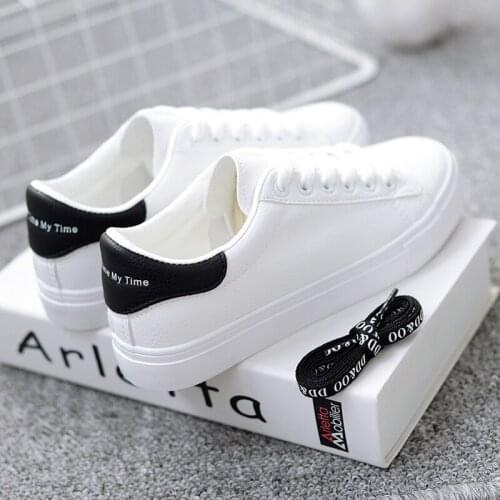 Women Sneakers 2021 Fashion Breathble Vulcanized Shoes Pu Leather Platform Shoes White Lace Up Casual Shoes Comfortable
