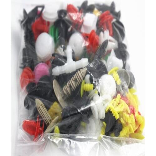 Auto Parts Plastic Clip for Mercedes Benz W211 W203 W204 W210 W124 AMG W202