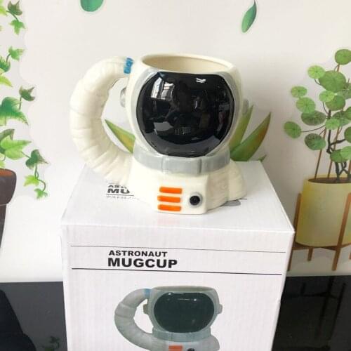3d Three-dimensional Ceramics Astronaut Glass Originality Personality Color Painting Mug Astronaut Water Cup Chopsticks Rack