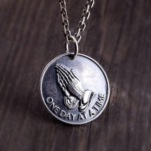 BUYEE Vintage Pendants