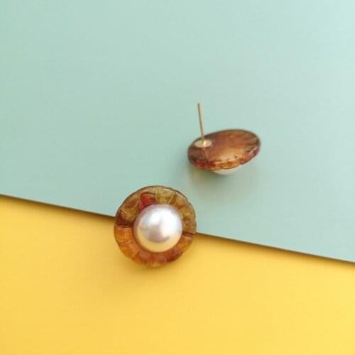 2020 New Fashion Simple Imitation Pearl Earrings for Women Round Resin Stud Earrings Female Jewelry Accessories Gift