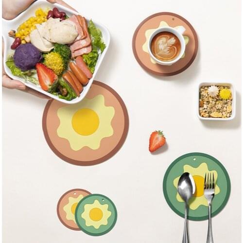 Kitchen heat insulation pad pot holder household anti-scalding pad creative cartoon thickened non-slip PVC table mat