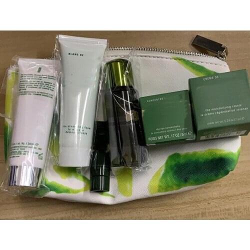 New Makeup Set treatment lotion 30ml cleansing foam 30ml the eye concentrate 5ml concentrate 3ml moisturizing cream 7ml