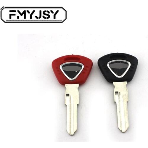 For Triumph T100 T900 T800 T 100 T 900 T 800 Motorcycle Accessories Embryo Blank Keys Can install chip Motor bike Moto Part 5.0