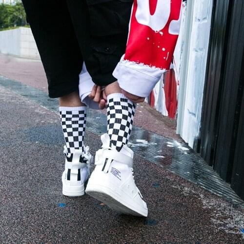 Korea Funky Harajuku Trend Men Checkerboard Socks Geometric Checkered Men Unisex Hip Hop Cotton Streetwear Novelty Sock