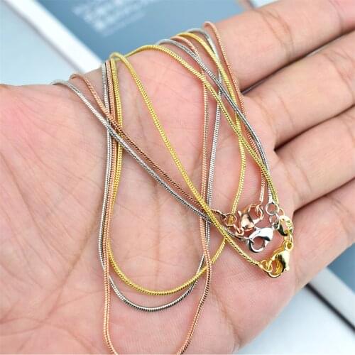Niche Retro Snake Bone Chain Gold Niche Design Light Necklace Luxury Flat Snake Clavicle Chain Bracelet Snake Chain Necklace