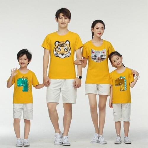 Family Matching Outfits T-Shirts with Reversible Color Change Sequin Father Mother and Kids Clothing Cotton Tops Tees Boys Girls