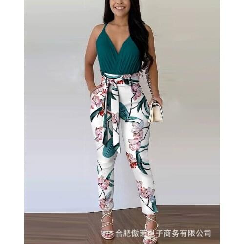 New womens two-piece suit with contrast printing