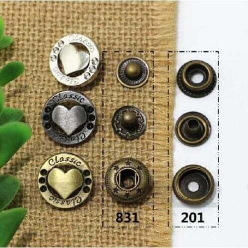 YOUNGWORLD Metal Buttons