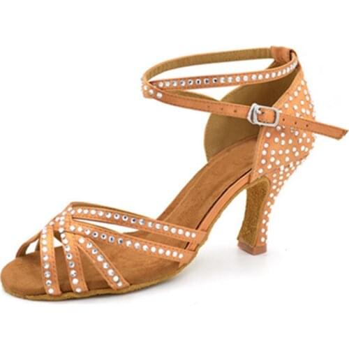 HXYOO 2018 Professional Rhinestone Ladies Latin Dance Shoes Women Ballroom Shoes Salsa Satin Soft Sole Buckle Brown Black WK054