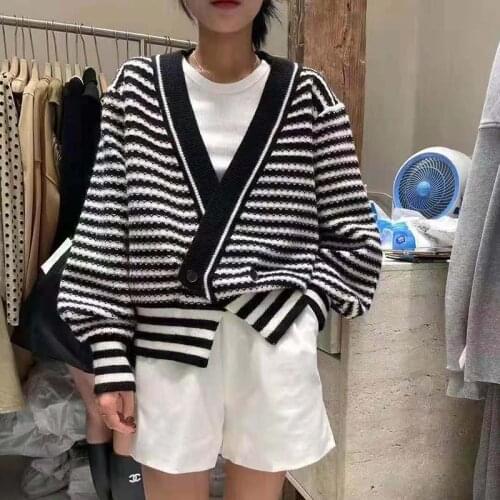 2021 Autumn Winter New Vest Sweater Ins Stripe Knitted Sweater Cardigan Women Elegant Loose Jacket Botton Cardigans