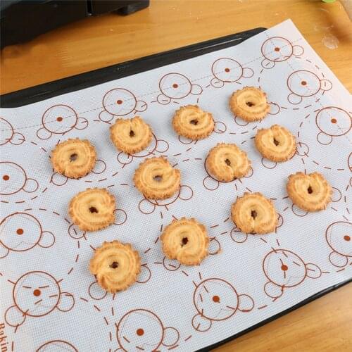 2 Sides Making Macaron Silicone Mat Double Sides Macaroon Liner Pad Baking with 35 Circles Macaron Template Reusable Non-stick