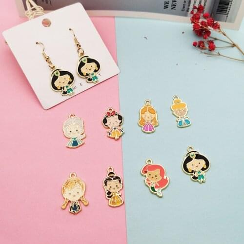 10pcs/pack Fashion Jewelry Beautiful Girl Enamel Charms Metal Gold Pendants Handmade Craft Charms for Jewelry Making