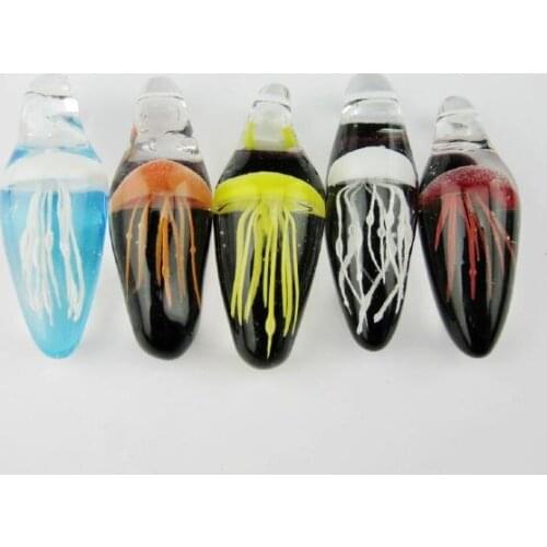 Free shipping 5 PCS Glass Jewelry Mix Fashion Jellyfish with BlackBlue Back Cute Pendant