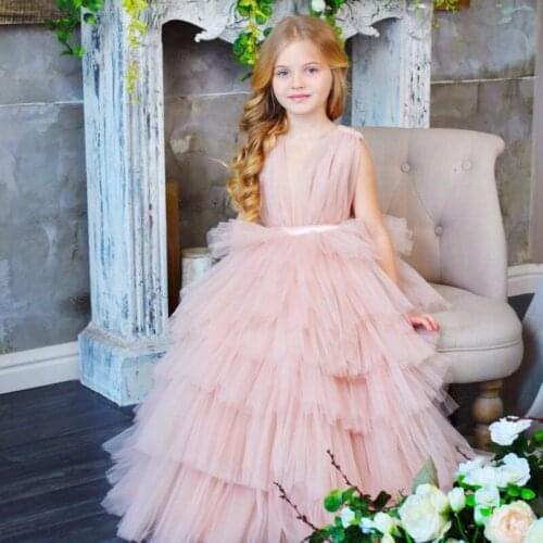 2019 Pretty Flower Girl Dresses For Weddings Tiered Ruffles Tulle Floor Length Girls Communion Dress Cheap