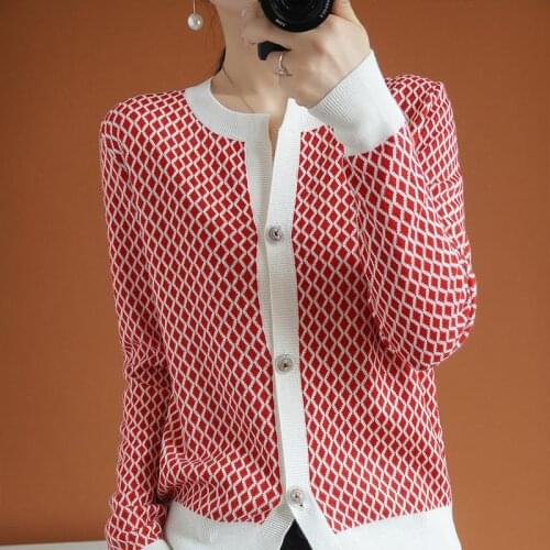 New Autumn and Winter O-Neck Cashmere Wool Sweater Womens Short Star Cardigan Sweater Loose Knit Cashmere Base Free Shipping