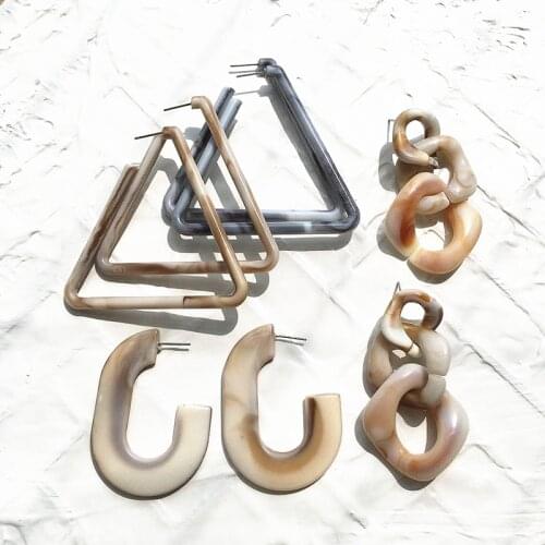 UJBOX Exaggerated Acrylic Resin Triangle Dangle Earrings Women Chain Earrings Autumn Winter Jewelry Accessories Gift Wholesale